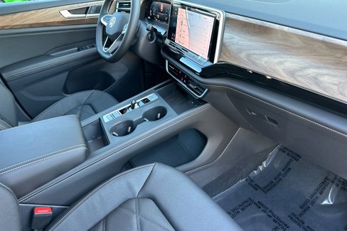 New 2026 Volkswagen Atlas SE image 15