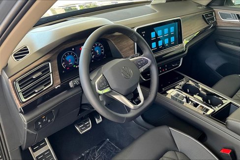 New 2025 Volkswagen Atlas SEL Premium R-Line image 14