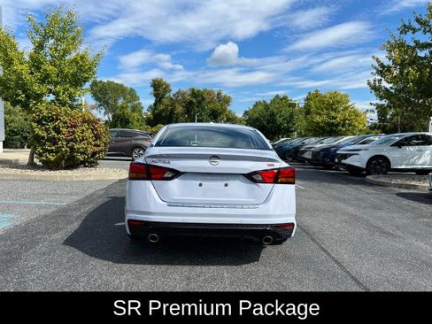 Certified 2023 Nissan Altima 2.5 SR w/ SR Premium Package image 12
