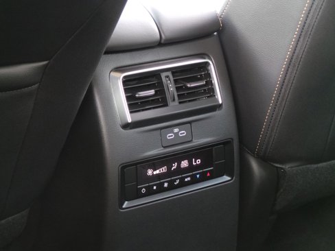 New 2025 MAZDA CX-90 Plug-In Hybrid w/ Preferred image 11