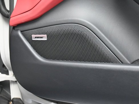 New 2025 Porsche Taycan 4S image 32