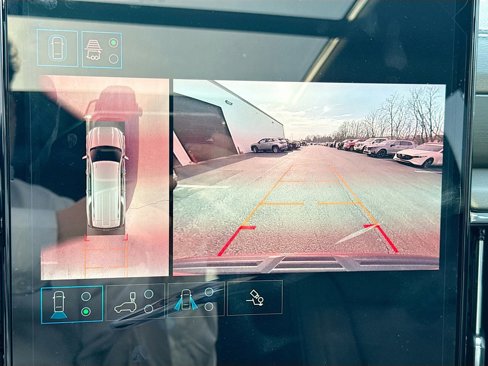 New 2025 GMC Yukon XL Denali w/ Sun & Power Step Package image 14