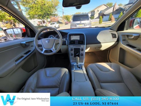 Used 2011 Volvo XC60 T6 image 9