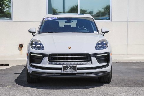 Used 2022 Porsche Macan image 2