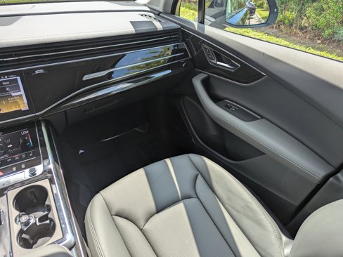New 2025 Audi Q7 3.0T Premium Plus image 18