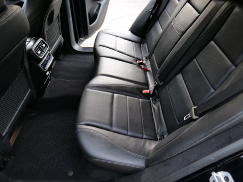 Used 2022 Mercedes-Benz GLE 450 4MATIC w/ AMG Line Exterior image 49