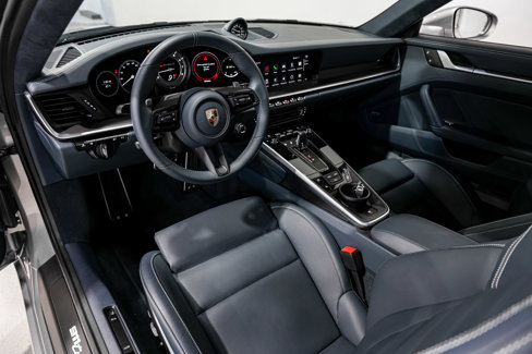 Used 2022 Porsche 911 Turbo S image 9