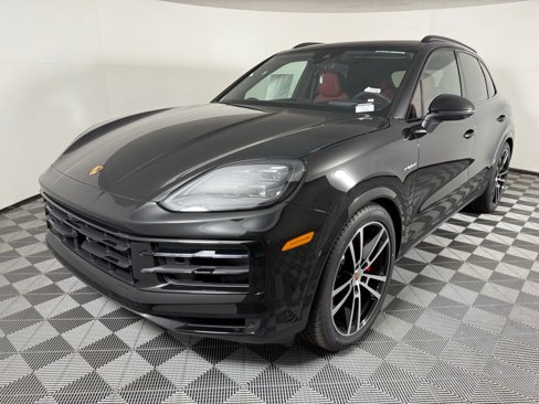 New 2026 Porsche Cayenne S image 1