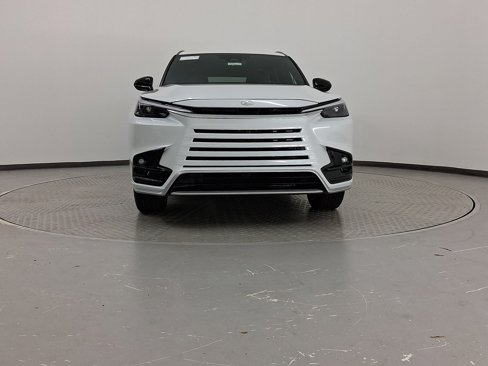 New 2026 Lexus TX 500h AWD image 6