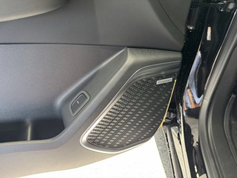 New 2026 Buick Enclave Sport Touring w/ Power Package image 7