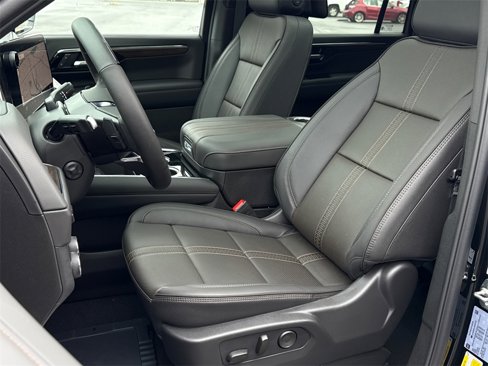 New 2026 Chevrolet Suburban High Country image 24