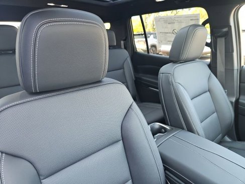 New 2026 Chevrolet Traverse LT w/ Sun and Wheel Package image 34