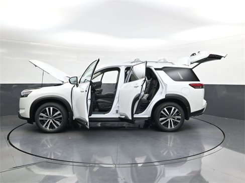 New 2025 Nissan Pathfinder Platinum image 39