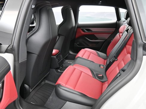New 2025 Porsche Taycan 4S image 27