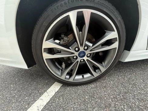 Used 2020 Ford Fusion Titanium image 30
