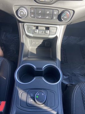 Used 2024 GMC Terrain SLE image 19