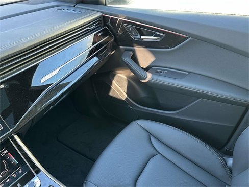 New 2025 Audi Q8 Premium Plus image 12