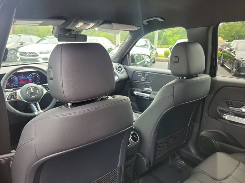 Certified 2025 Mercedes-Benz GLB 250 image 11