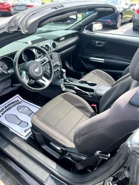 Used 2017 Ford Mustang Convertible image 12