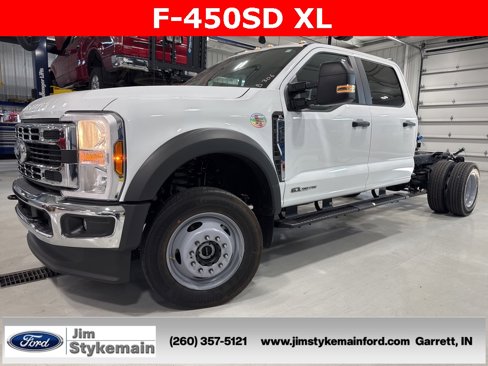New 2026 Ford F450 XL w/ XL Chrome Package image 1
