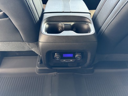 New 2026 Chevrolet Traverse Z71 w/ Driver Confidence Package image 10