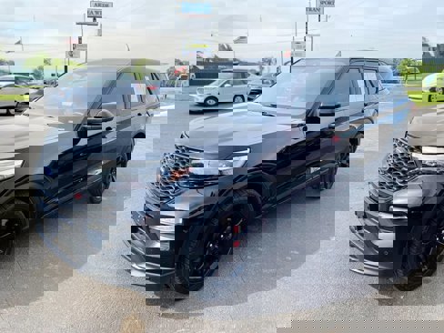 Used 2021 Ford Explorer ST w/ Equipment Group 401A image 4