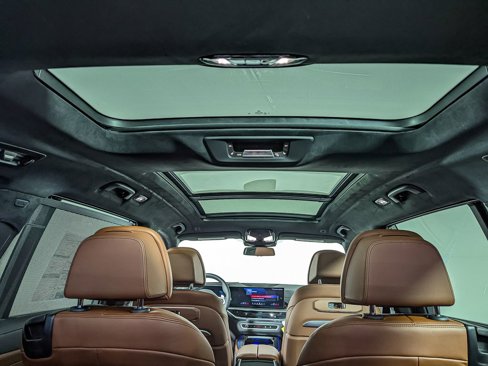 New 2026 BMW X7 M60i image 7