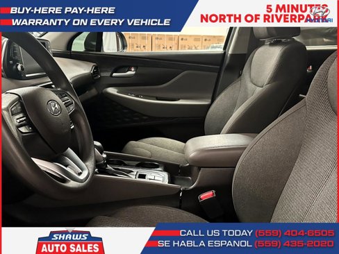 Used 2019 Hyundai Santa Fe SE image 9