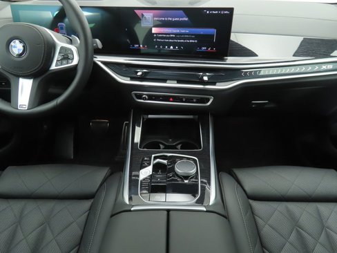 Certified 2026 BMW X5 xDrive40i w/ M Sport Package image 13