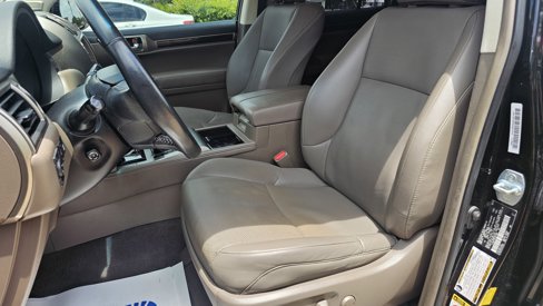 Used 2019 Lexus GX 460 w/ Navigation Package image 27