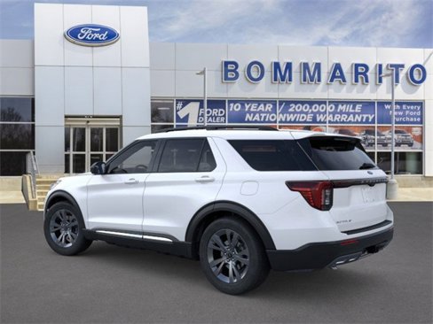 New 2025 Ford Explorer Active w/ Active Comfort Package image 4