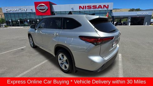 Used 2022 Toyota Highlander L image 5