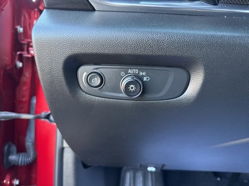 Certified 2023 Chevrolet Traverse RS image 18