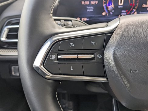 Certified 2025 Chevrolet Traverse LT image 21