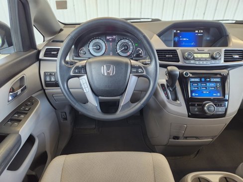 Used 2016 Honda Odyssey EX image 2