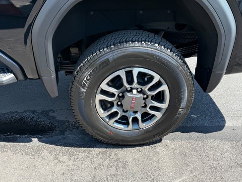 New 2025 GMC Sierra 2500 SLT w/ SLT Convenience Package image 10