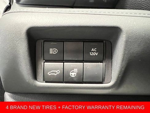 Used 2023 Toyota Highlander Limited image 41