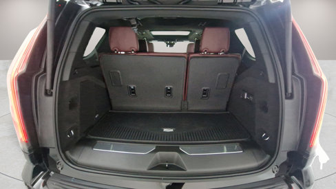 New 2025 Cadillac Escalade Premium Luxury w/ Touring Package image 31