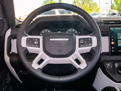 New 2025 Land Rover Defender 110 S image 13