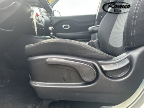 Used 2019 Kia Soul + image 24