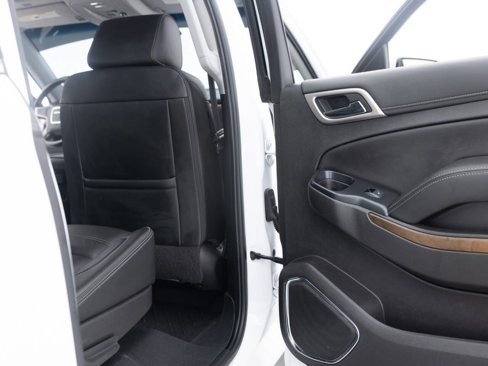 Used 2020 GMC Yukon XL Denali w/ Denali Premium Package image 34