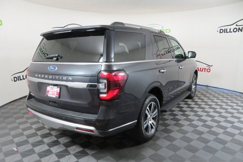 Used 2024 Ford Expedition Limited image 4