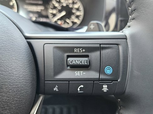 New 2025 Nissan Pathfinder SV w/ Cargo Package image 13