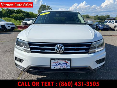 Used 2020 Volkswagen Tiguan SEL image 2
