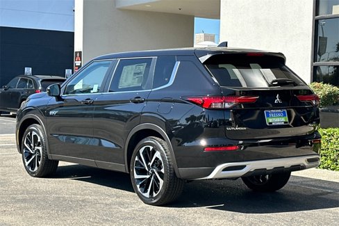 New 2025 Mitsubishi Outlander SE image 7