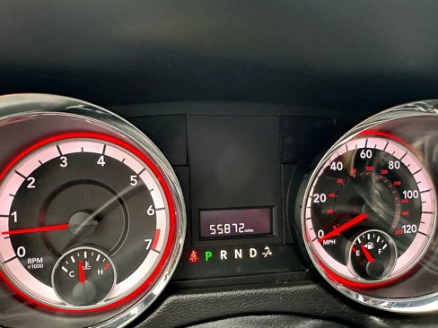 Used 2019 Dodge Grand Caravan SXT w/ Driver Convenience Group image 14