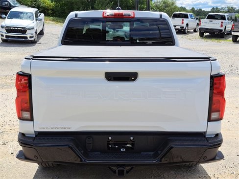 Used 2024 Chevrolet Colorado Z71 w/ Z71 Convenience Package 2 image 4