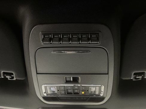 Used 2024 Ford F250 Platinum image 18