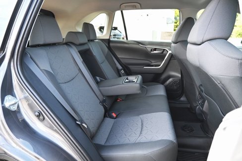 New 2025 Toyota RAV4 XLE image 15