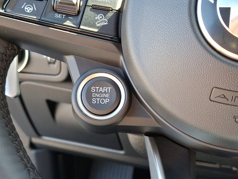 New 2025 Alfa Romeo Stelvio Sprint image 26